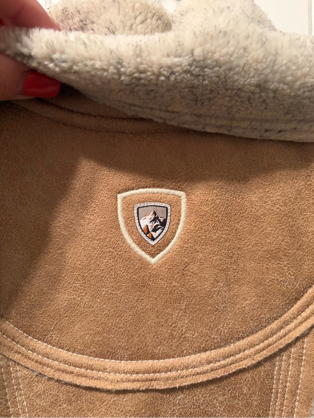 KUHL Dani Sherpa Vest Jacket Tan Almond Faux Leather Wool Fleece Ivory Size M - Picture 11 of 14